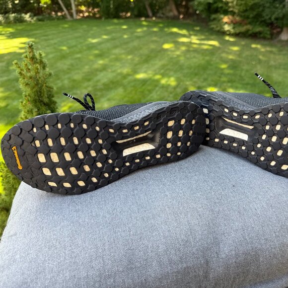 Adidas Pharrell Solar Hu Glide Core sneakers - Picture 4 of 5